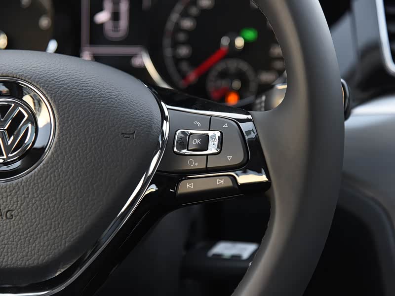 上汽大众 凌渡 2018款 280tsi dsg舒适版