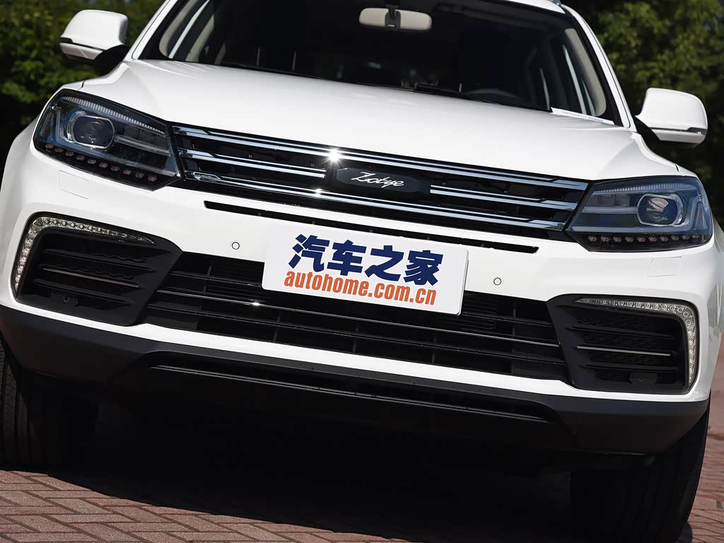 众泰汽车 众泰t600 coupe 2017款 1.5t 自动尊享型