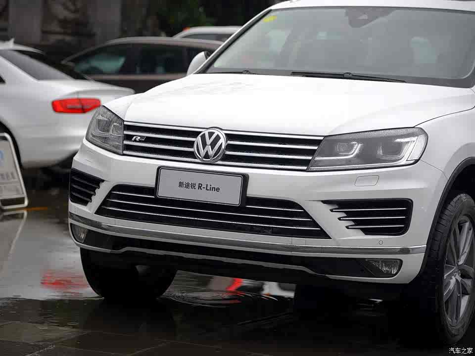 大众(进口) 途锐 2016款 3.0TSI R-Line 大众(进口) 途锐 2016款 3.0TSI R-Line