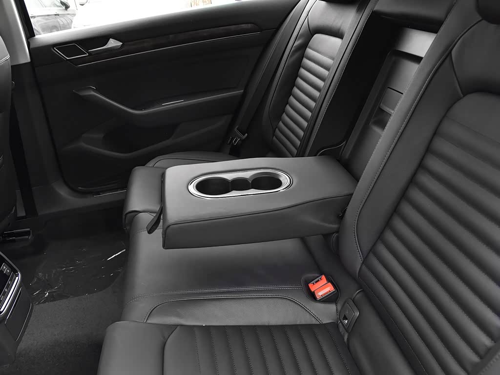 一汽-大众 迈腾 2019款 330tsi dsg 豪华型 国v