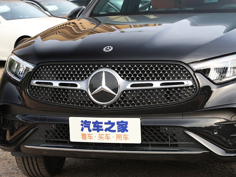  GLC 2025 GLC 300 L 4MATIC  7