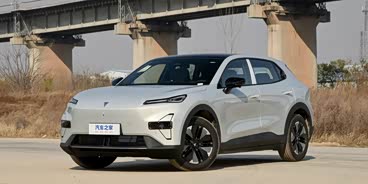 深蓝S05限时优惠 目前优惠高达1万