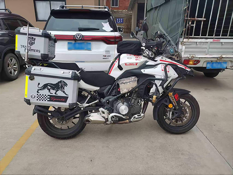 摩托車油箱包換新記 自裝簡單還防雨