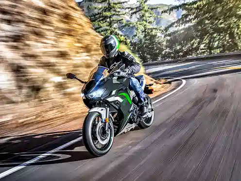 2021款 ninja 650 krt版2021款 ninja 650 金属火花黑2023款 ninja