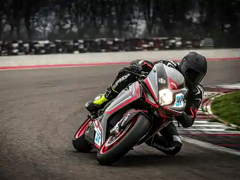 【奥古斯塔 f3 800图片】品牌_最新奥古斯塔 f3 800车型图片大全_汽车