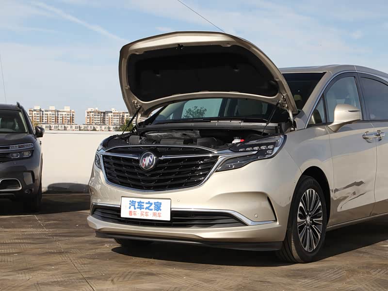 上汽通用别克 别克gl8 2022款 es陆尊 653t 豪华型