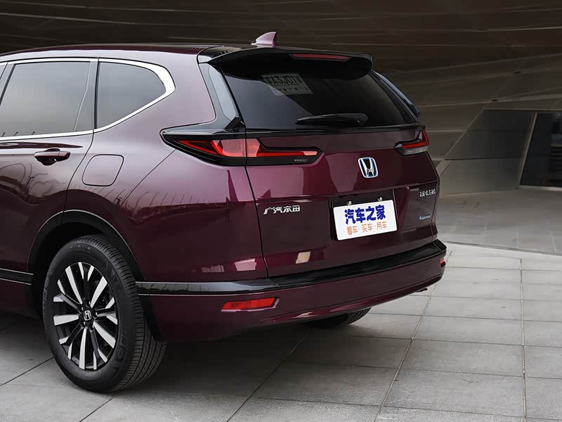 广汽本田 皓影 2020款 锐·混动 2.0l 两驱锐·尊贵版