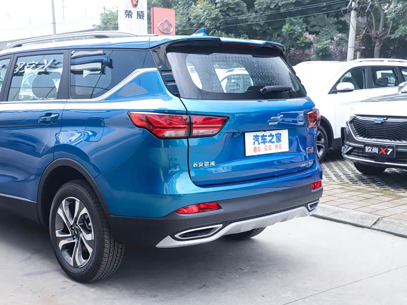长安汽车 长安欧尚科赛 2020款 1.5t 手动时尚智联型 7座