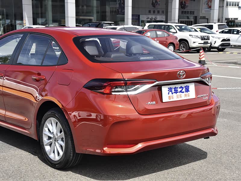 一汽丰田 卡罗拉 2021款 1.2t s-cvt 豪华版