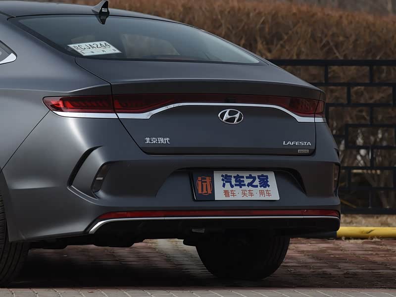 北京现代 菲斯塔纯电动 2020款 dlx 悦享版