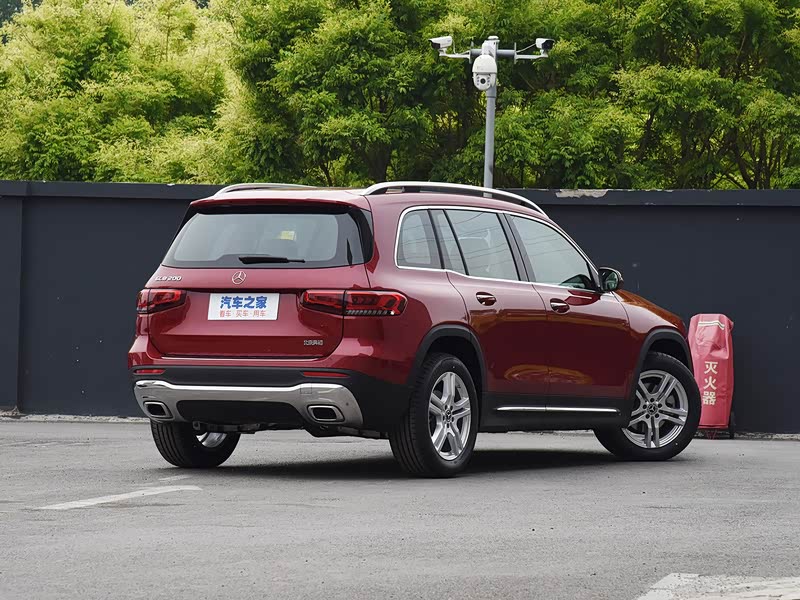 北京奔驰 奔驰glb 2020款 glb 180 动感型 熔岩红 其它细节