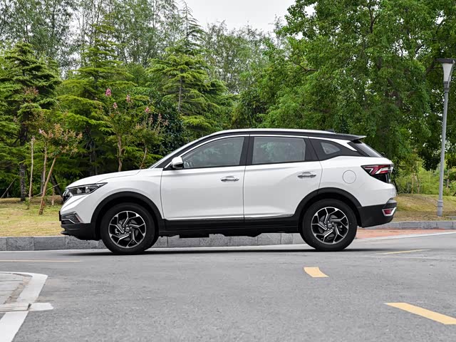 【2019款 1.6T 自动AI先锋型图片】东风风神A