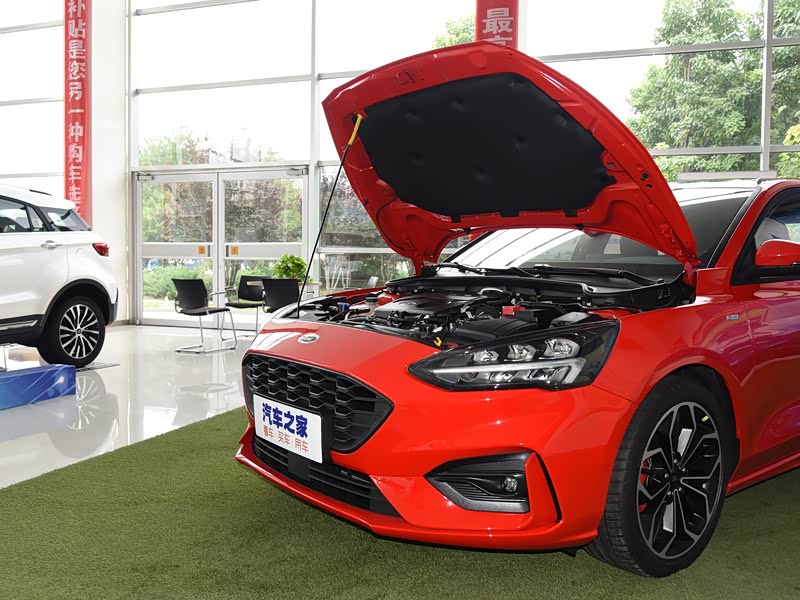 长安福特 福克斯 2020款 两厢 ecoboost 180 自动st line