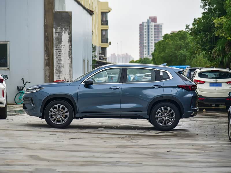 星途 星途lx 2020款 乘风破浪版 1.5t cvt星耀版 地中海蓝 车身外观