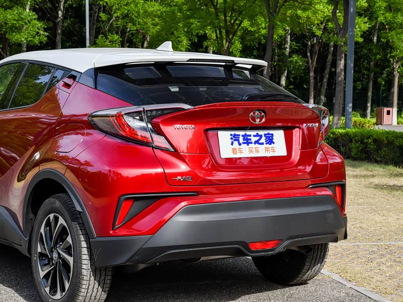 一汽丰田 奕泽izoa 2018款 2.0l 奕炫版