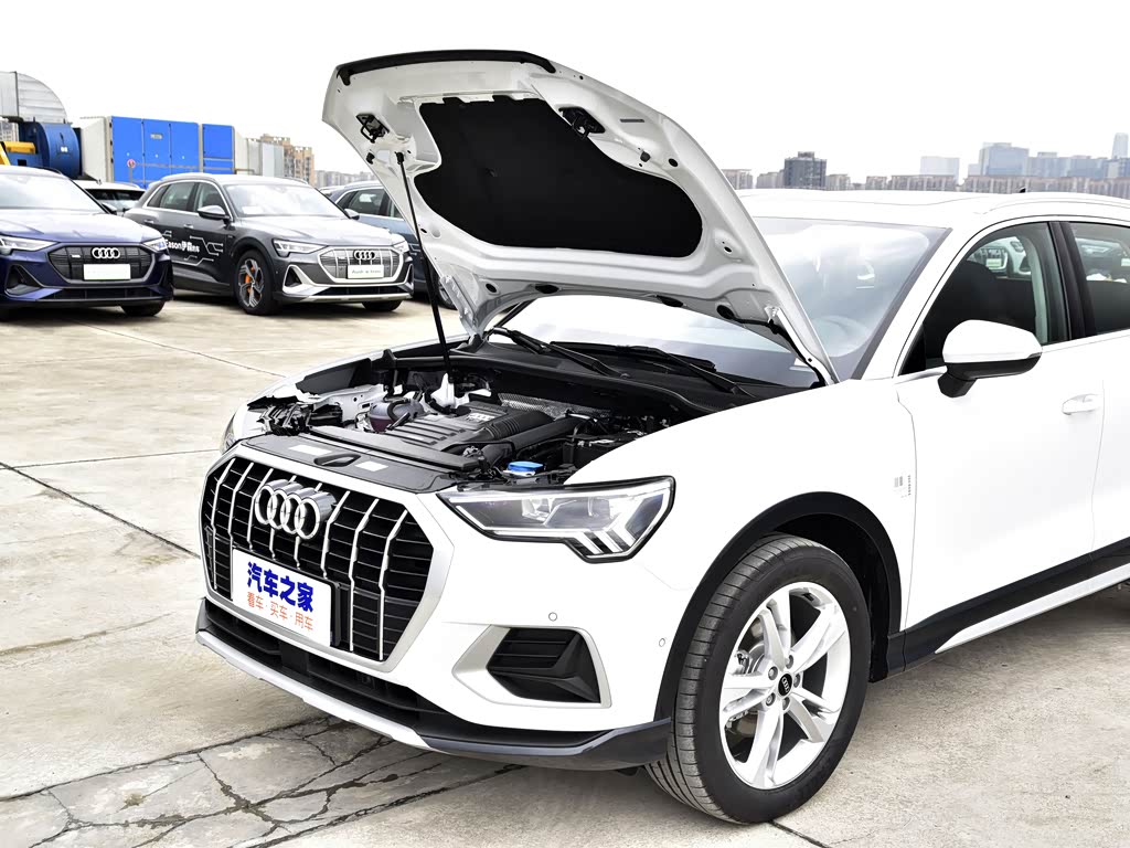 一汽-大众奥迪 奥迪q3 2022款 35 tfsi 时尚致雅型