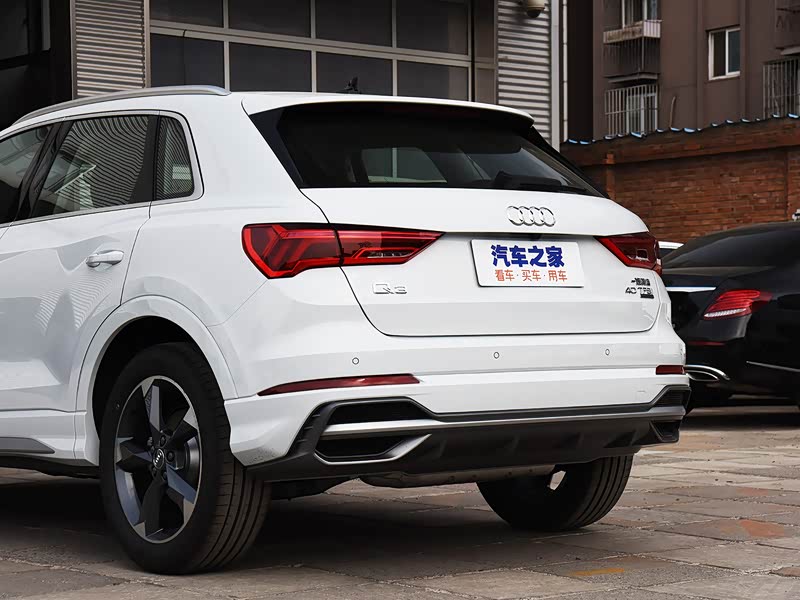 一汽-大众奥迪 奥迪q3 2019款 40 tfsi quattro 时尚动感型