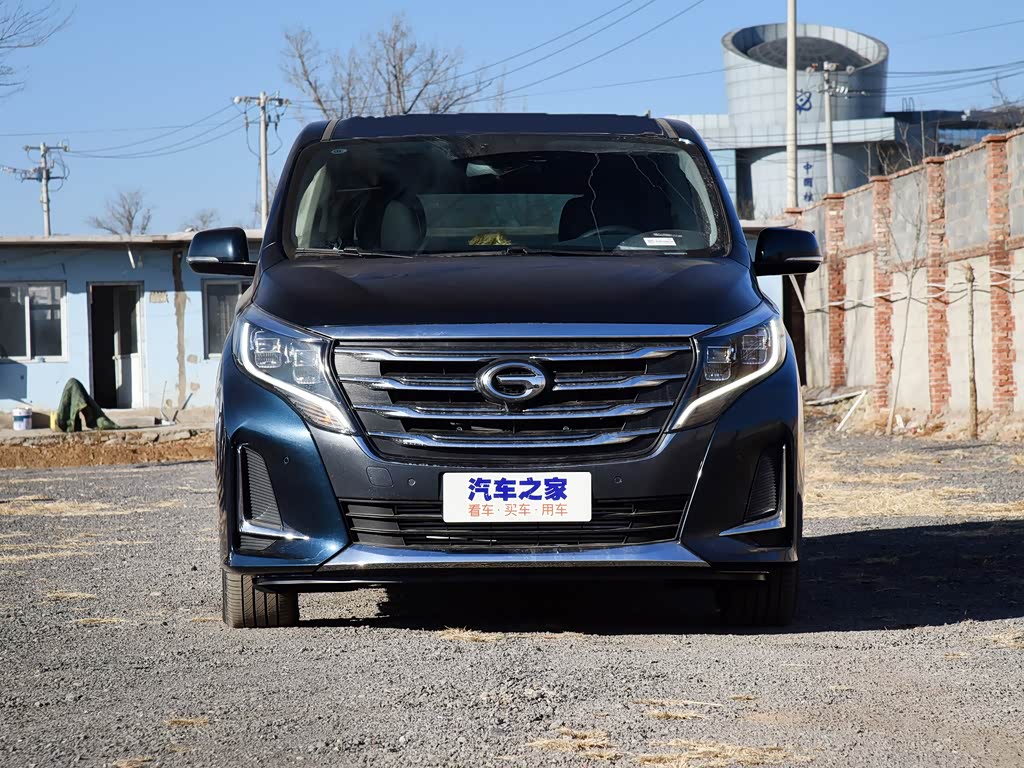 广汽乘用车 传祺gm8 2020款 领航款 390t 尊贵版 孔雀蓝 车身外观