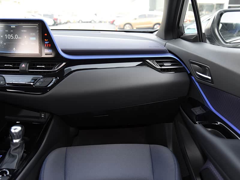 【图解图片_新疆广汽丰田长信迎宾店丰田c-hr图片】-汽车之家