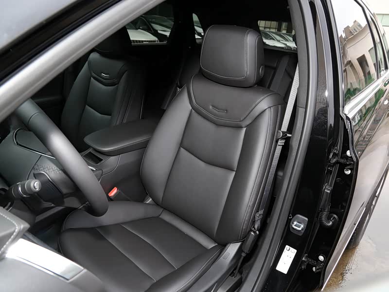 上汽通用凯迪拉克 凯迪拉克xt5 2021款 2.0t 四驱豪华型