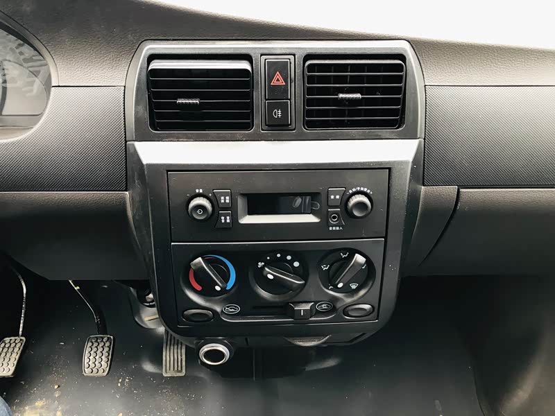 五菱工业 五菱荣光小卡专用车 2020款 1.5l单排翼开启售货车l3c