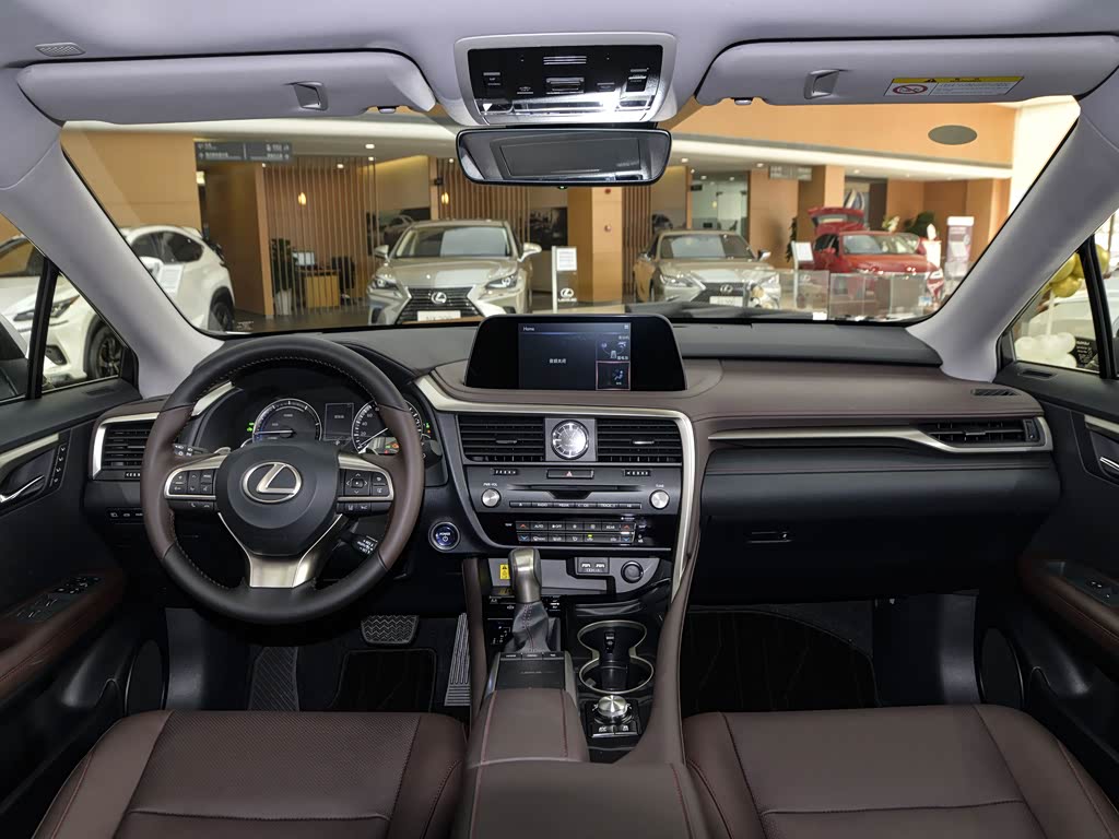 雷克萨斯rx 2020款 改款 450hl 四驱典雅版7座 黑色/伯爵棕色 中控