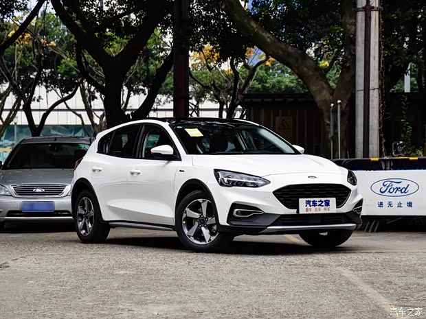 福克斯active平价销售1398万起欢迎垂询