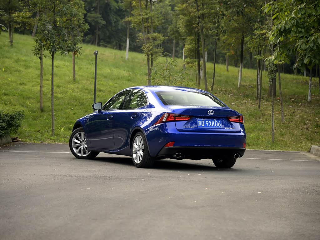 雷克萨斯 雷克萨斯is 2015款 200t f sport