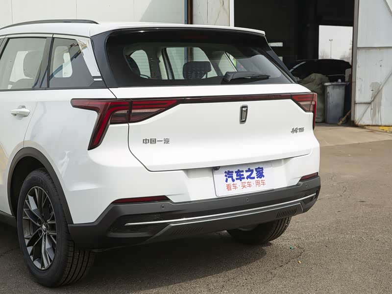 一汽奔腾 奔腾t55 2021款 1.5t 自动乐活·豪华版