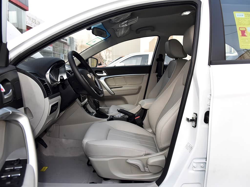 吉利汽车 帝豪 2016款 三厢 1.5l cvt豪华型