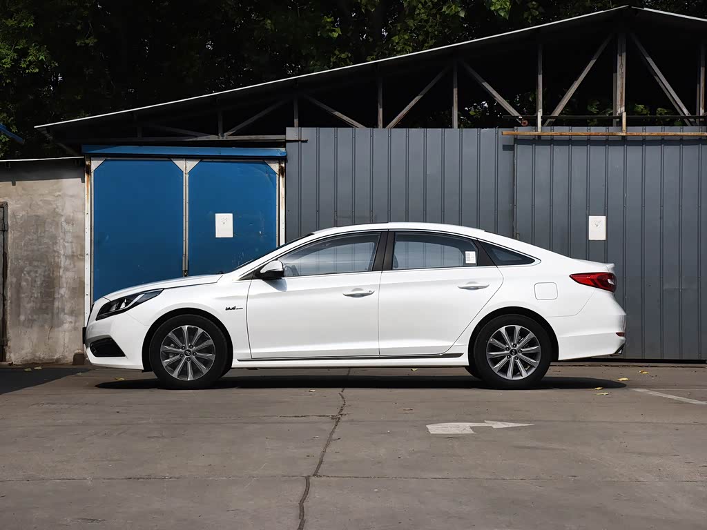 北京现代 索纳塔九 2017款 1.6t gs时尚型