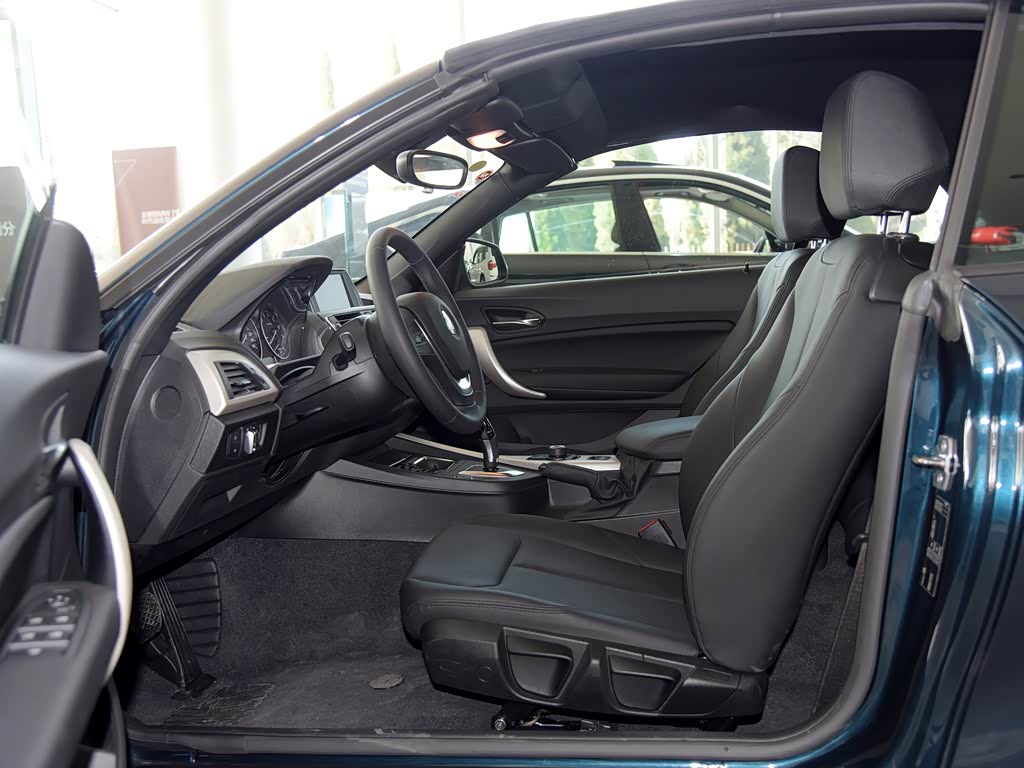 宝马(进口) 宝马2系 2015款 218i 敞篷轿跑车