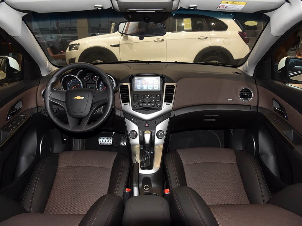 上汽通用雪佛兰 科鲁兹 2015款 掀背 1.6l 自动舒适版