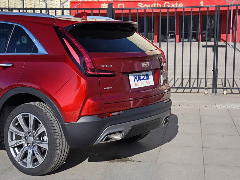 上汽通用凯迪拉克 凯迪拉克xt4 2021款 28t 四驱铂金版