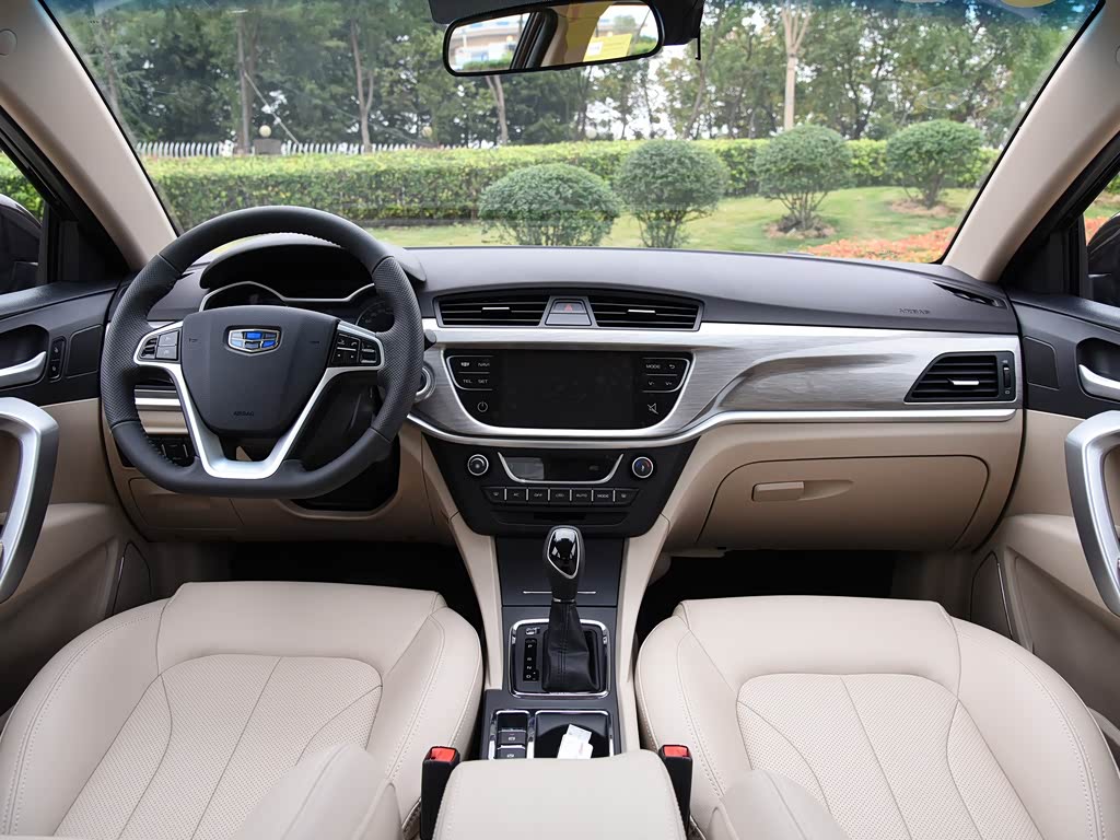 吉利汽车 帝豪 2017款 三厢百万款 1.5l cvt豪华型