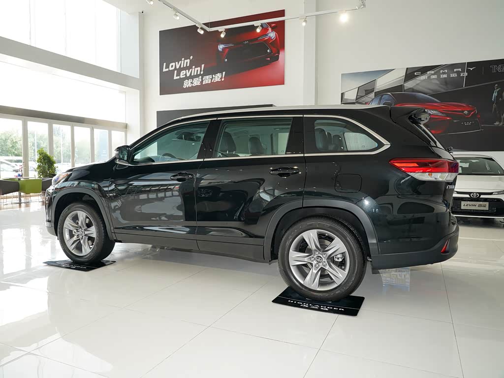 广汽丰田 汉兰达 2021款 2.0t 两驱尊贵版 7座