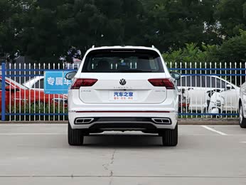 当前位置:>太原>山西汇翔-上汽大众>车型报价>2022款330tsi自动两驱r