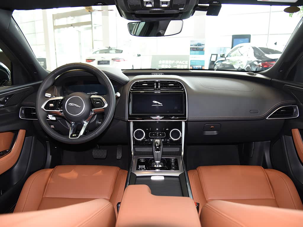 奇瑞捷豹路虎 捷豹xel 2021款 2.0t 250ps 曜黑运动版