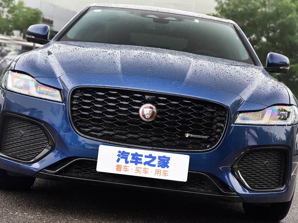 奇瑞捷豹路虎 捷豹xfl 2021款 xfl 2.0t p250 四驱曜黑运动版