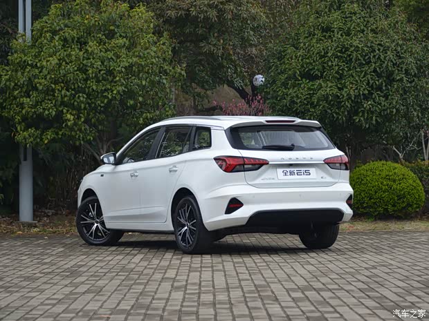 荣威ei5平价销售中售价1448万元起