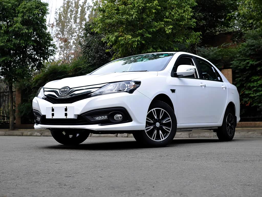 比亚迪 比亚迪f3 2016款 1.5l 自动豪华型