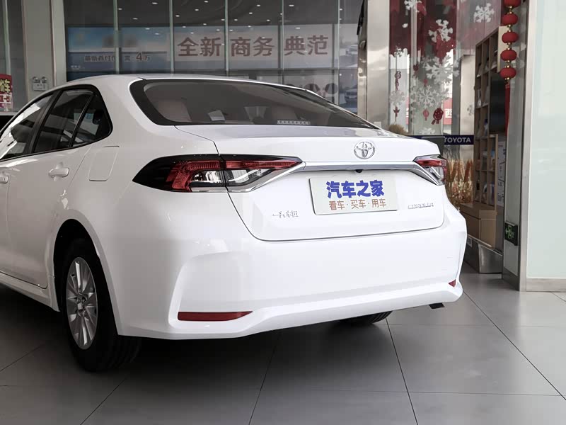 一汽丰田 卡罗拉 2021款 1.5l w-cvt精英care版