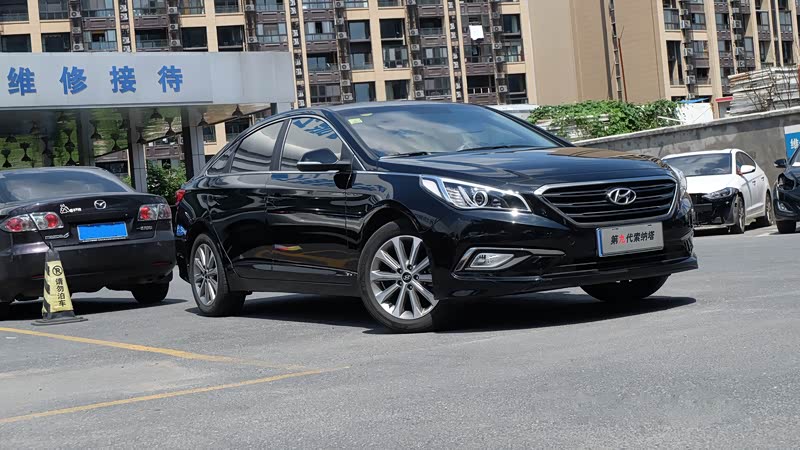 北京现代 索纳塔九 2015款 2.0l gls智能型