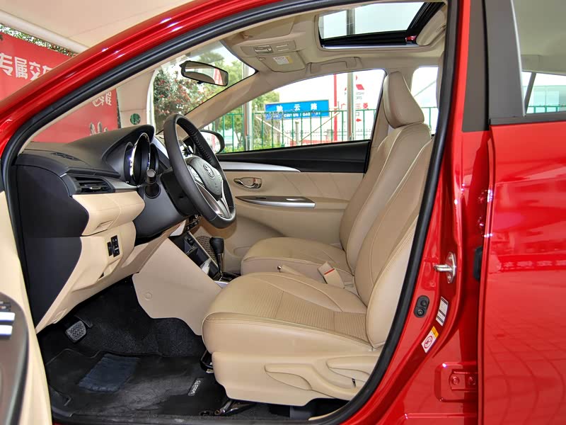 一汽丰田 威驰fs 2017款 1.5l cvt锋势版