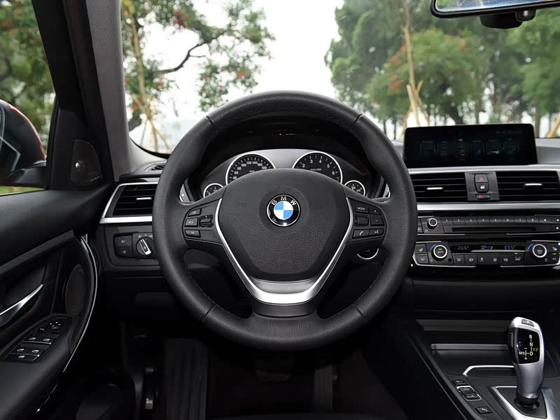 华晨宝马 宝马3系 2017款 318li 时尚型