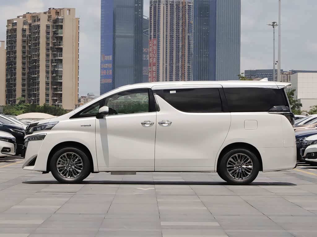 丰田(进口) 威尔法 2021款 皇冠 双擎 2.5l hv豪华版