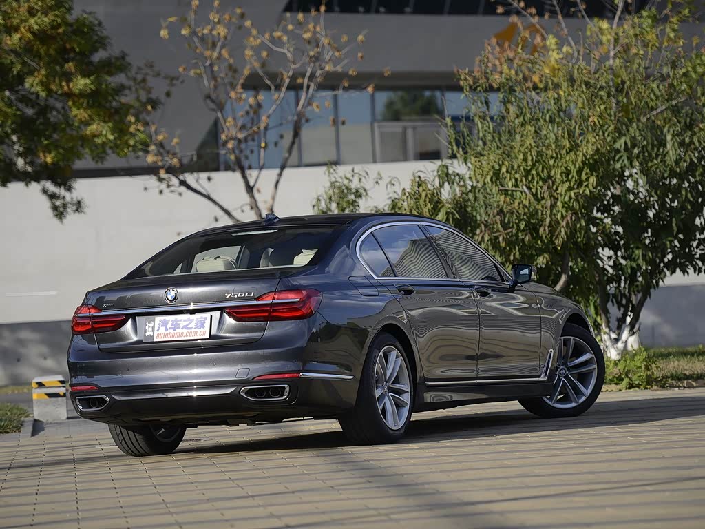 宝马(进口) 宝马7系 2016款 750li xdrive四座版
