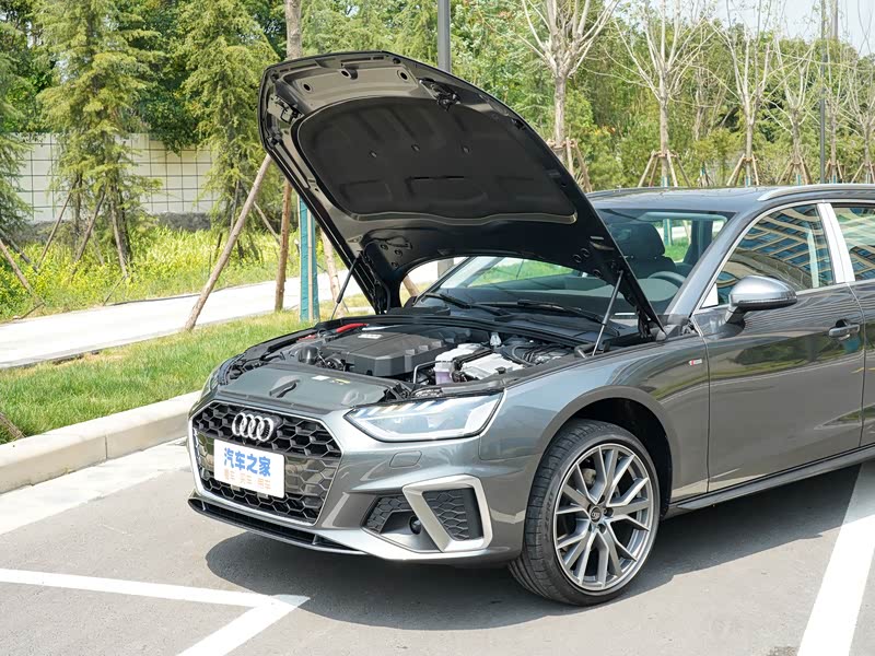 奥迪(进口) 奥迪a4(进口) 2021款 avant 40 tfsi 先锋派星辰版