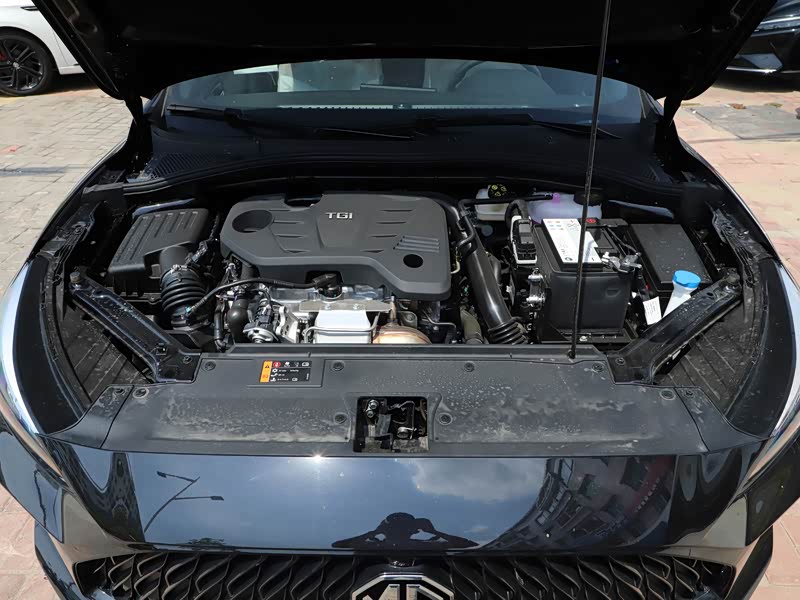 上汽集团 名爵5 2021款 300tgi dct青奢旗舰版