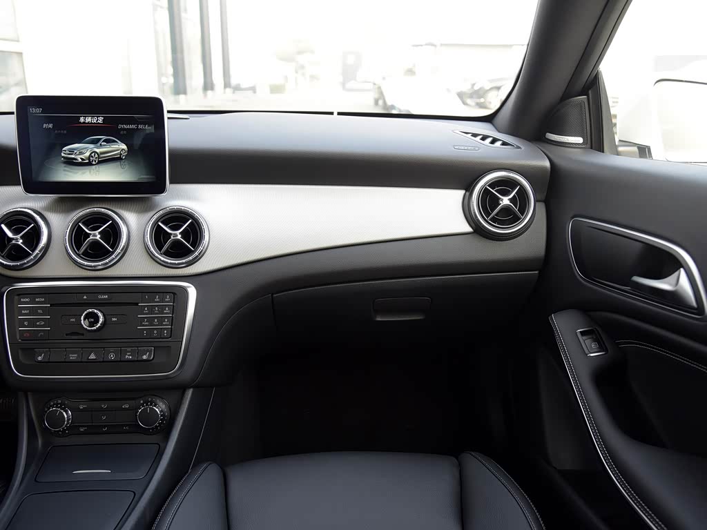 【图解图片_贵星奔驰金阳店奔驰cla图片】-汽车之家